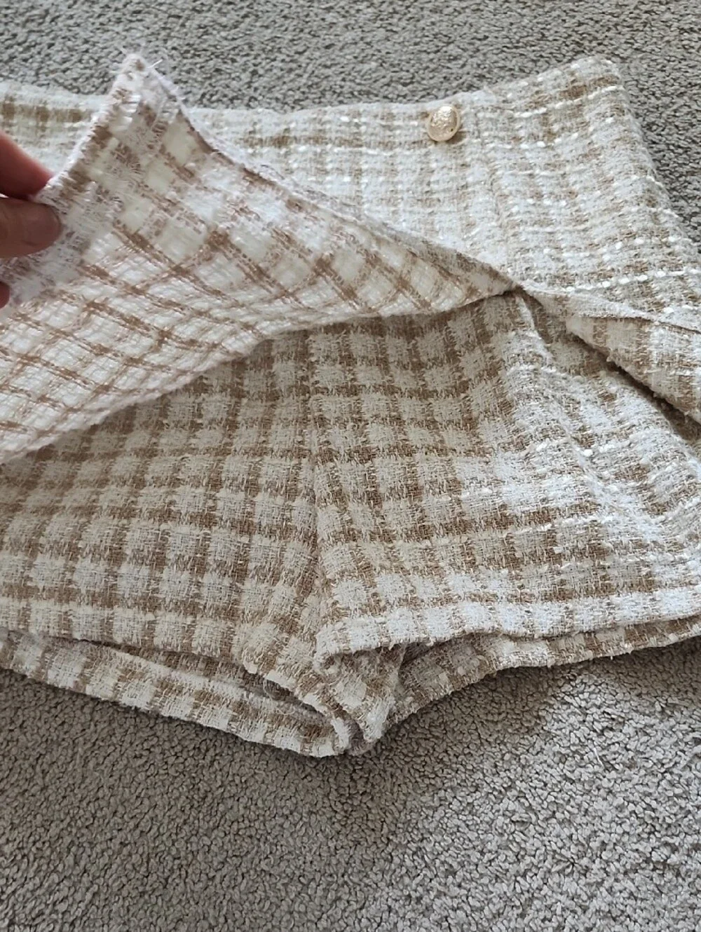 SHEIN Cream and Tan Tweed Skort Shorts - Picture 4 of 9